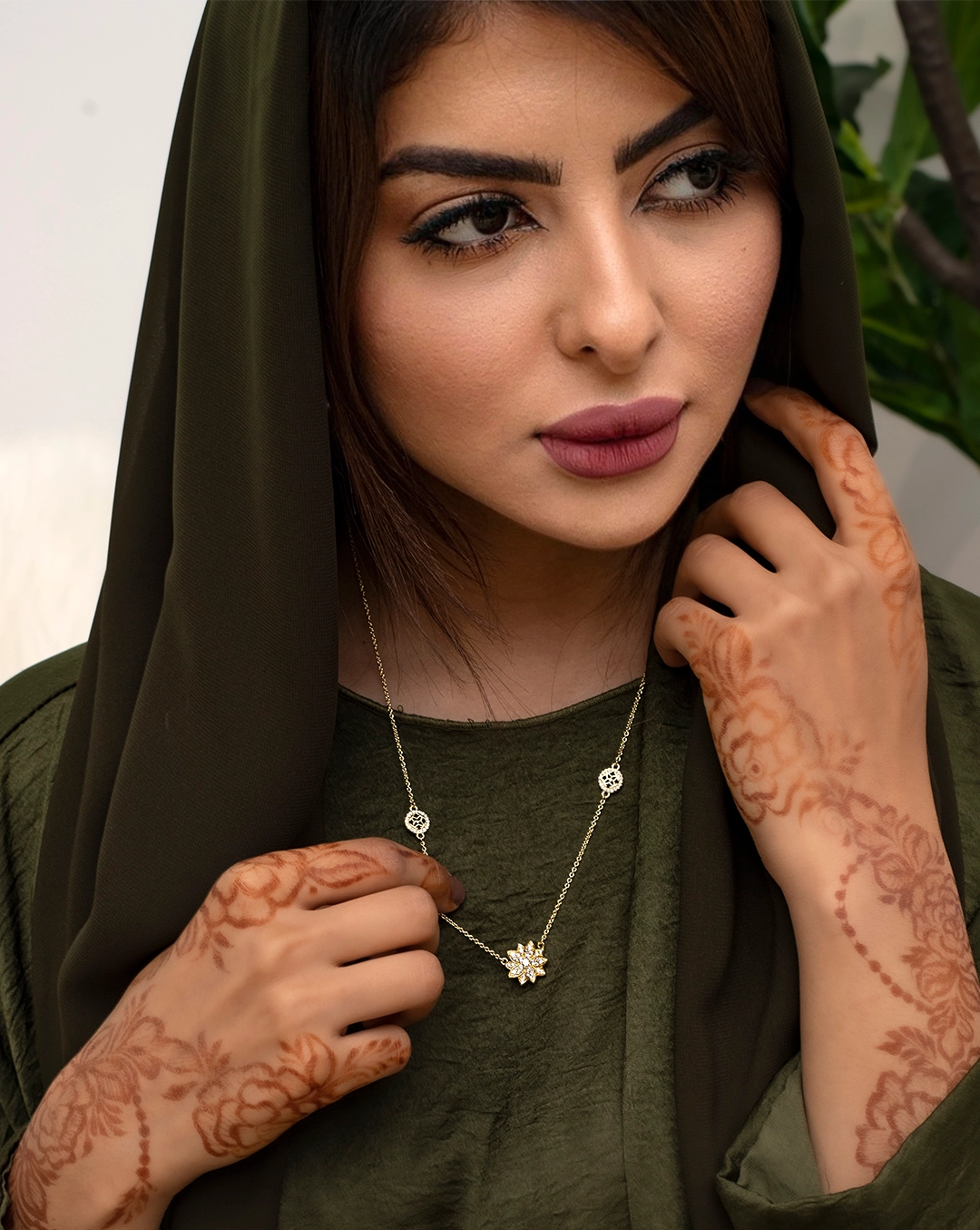Fashionable Alia Necklace by Chic